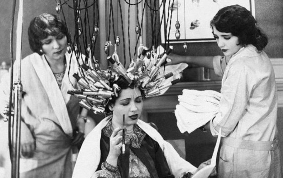 11 rituais de beleza do século passado que mais parecem tortura