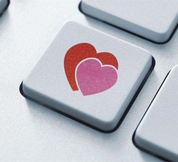 Japoneses investem em namoradas virtuais para simular relacionamentos reais
