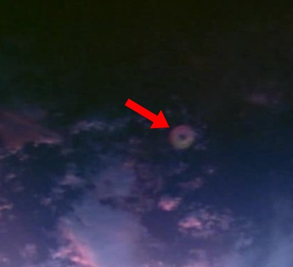 OVNI aparece em vídeo gravado pela Estação Espacial Internacional [vídeo]