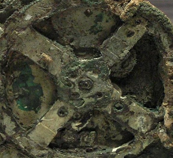 Máquina de Anticítera: mecanismo de 2 mil anos intriga pesquisadores