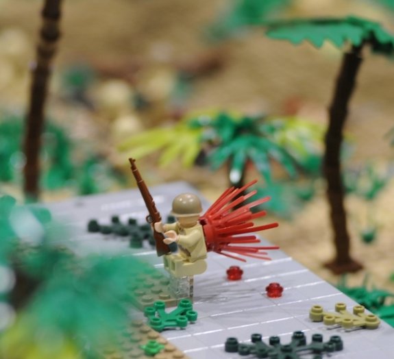 Importante batalha da Segunda Guerra Mundial é recriada com LEGO