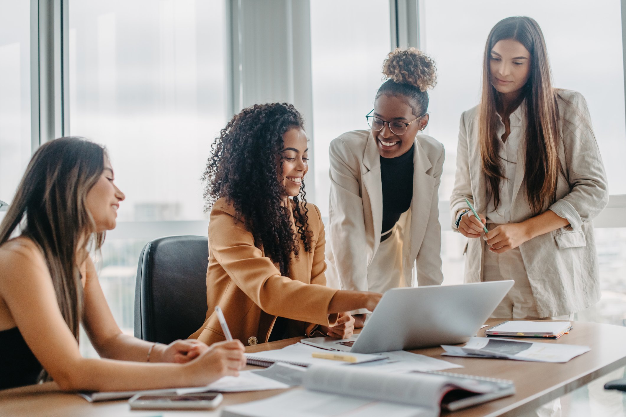 Brasil participará de teste para jornada de 4 dias de trabalho - TecMundo