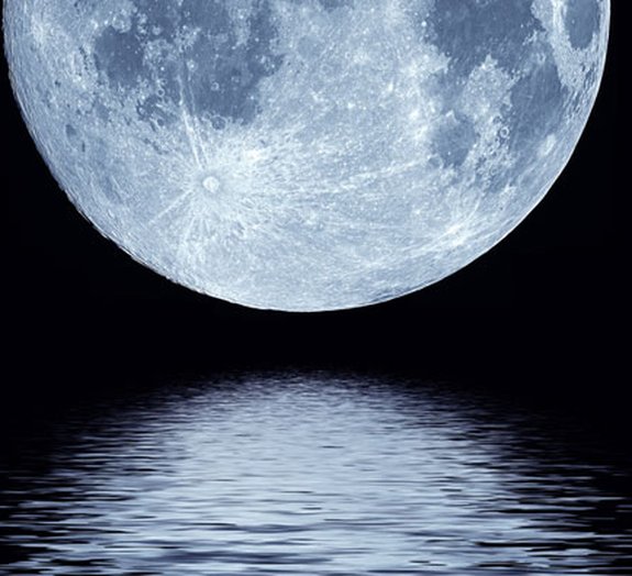 NASA pretende explorar a Lua em busca de água e suprimentos