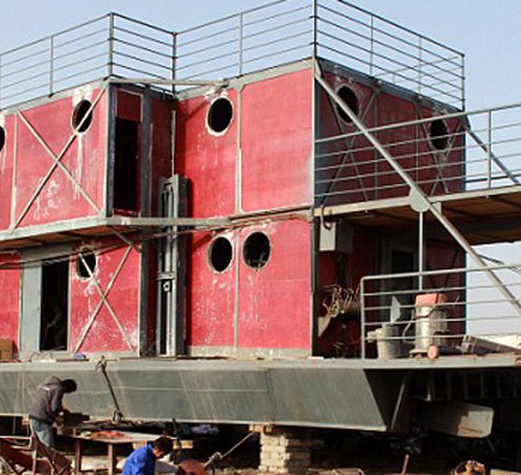 Arca de Noé: chinês constrói barco para escapar do fim do mundo