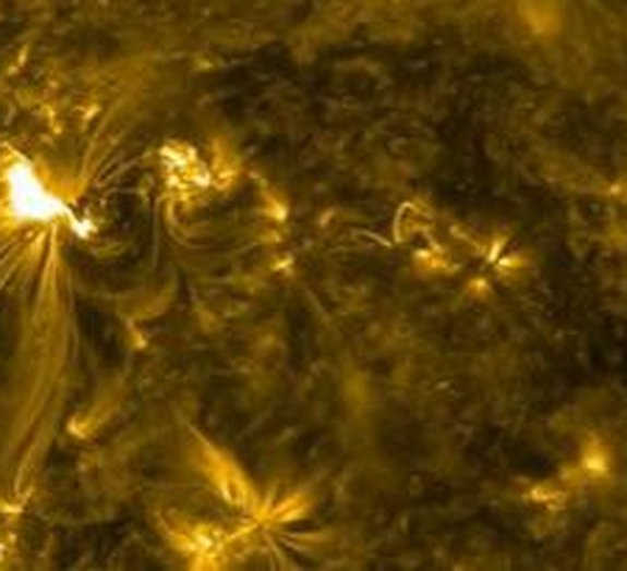 Erupção solar deve interromper comunicações de parte da Terra nesta semana