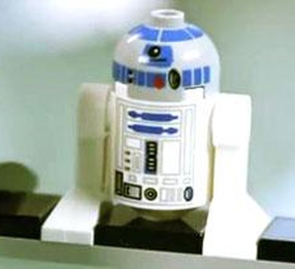 Vem aí o novo R2-D2 da LEGO