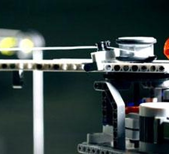 Ossos artificiais são criados com ajuda de robô de LEGO