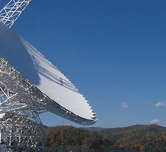 Radiotelescópio gigante procura por matéria escura e até ETs