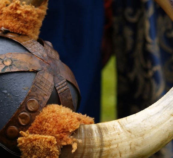 Mito ou verdade: os Vikings usavam capacetes com chifres?