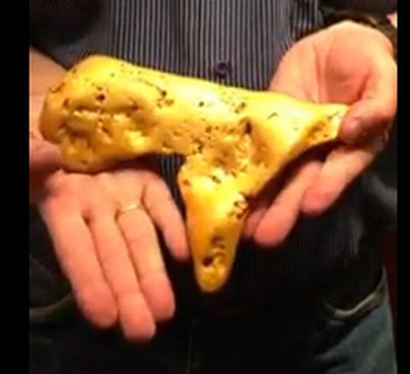 Sortudo: garimpeiro amador encontra pepita de ouro de mais de 5 quilos