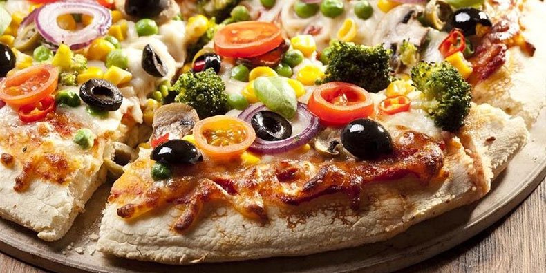 Imagem de Aqui está um ótimo motivo para você pedir sempre a maior pizza que tiver no site Mega Curioso