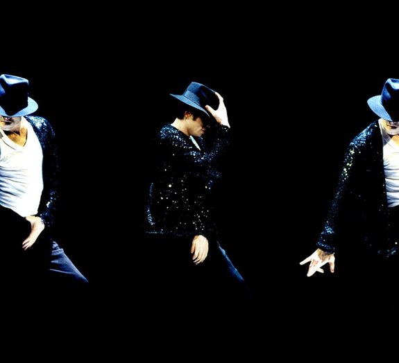 Garoto “incorpora” Michael Jackson em concurso e leva galera ao delírio