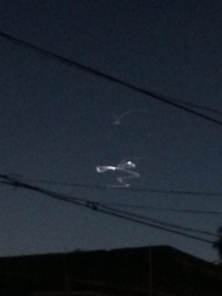 Misterioso OVNI é flagrado no céu do Havaí