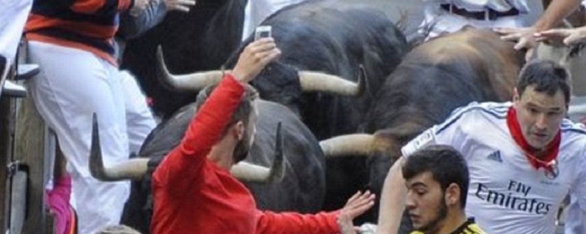 Fúria animal: fotos confirmam os perigos da Corrida de Touros em Pamplona -  Mega Curioso