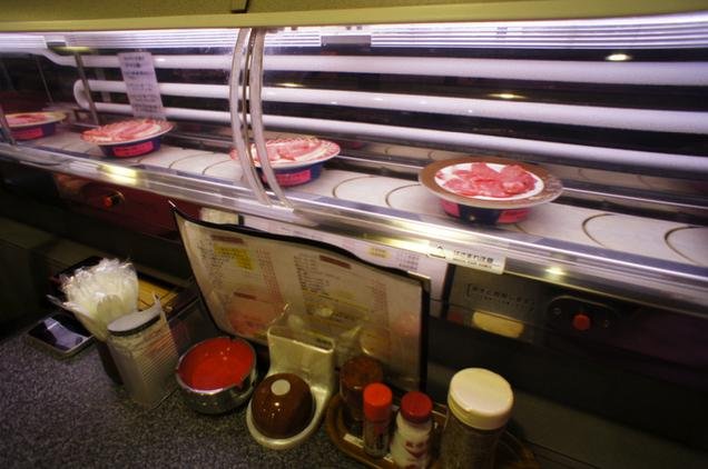 Japoneses criam restaurante de 'churrasco' na esteira
