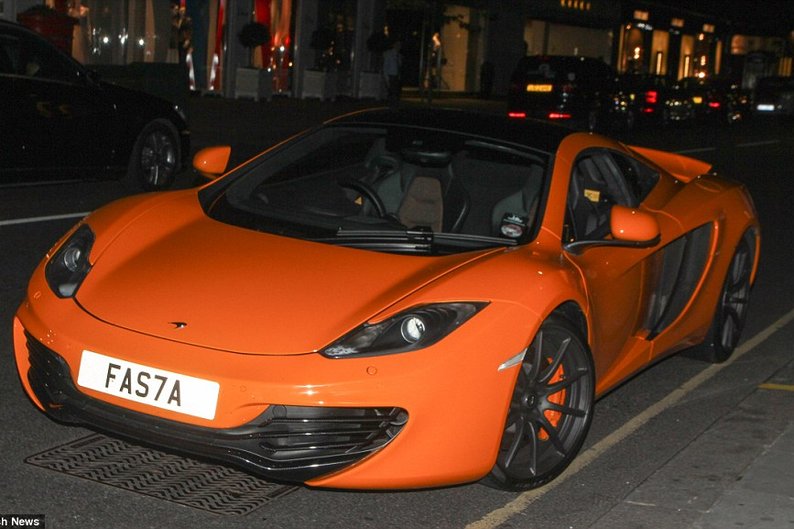 McLaren que vale cerca de 600 mil reais