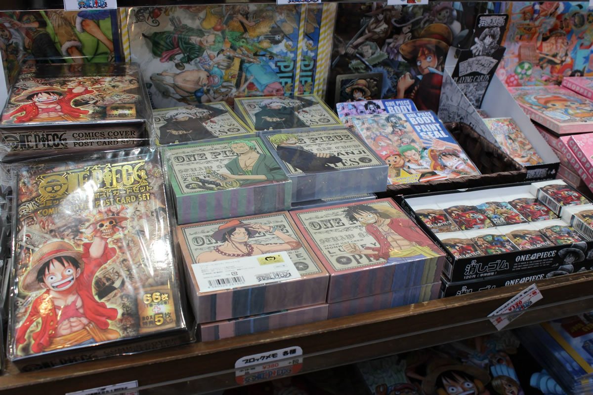 Paraíso Otaku: confira como é uma loja oficial da Jump Shop