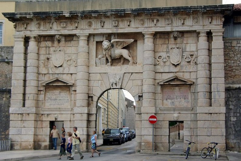 Porta Terra Ferma, Zadar