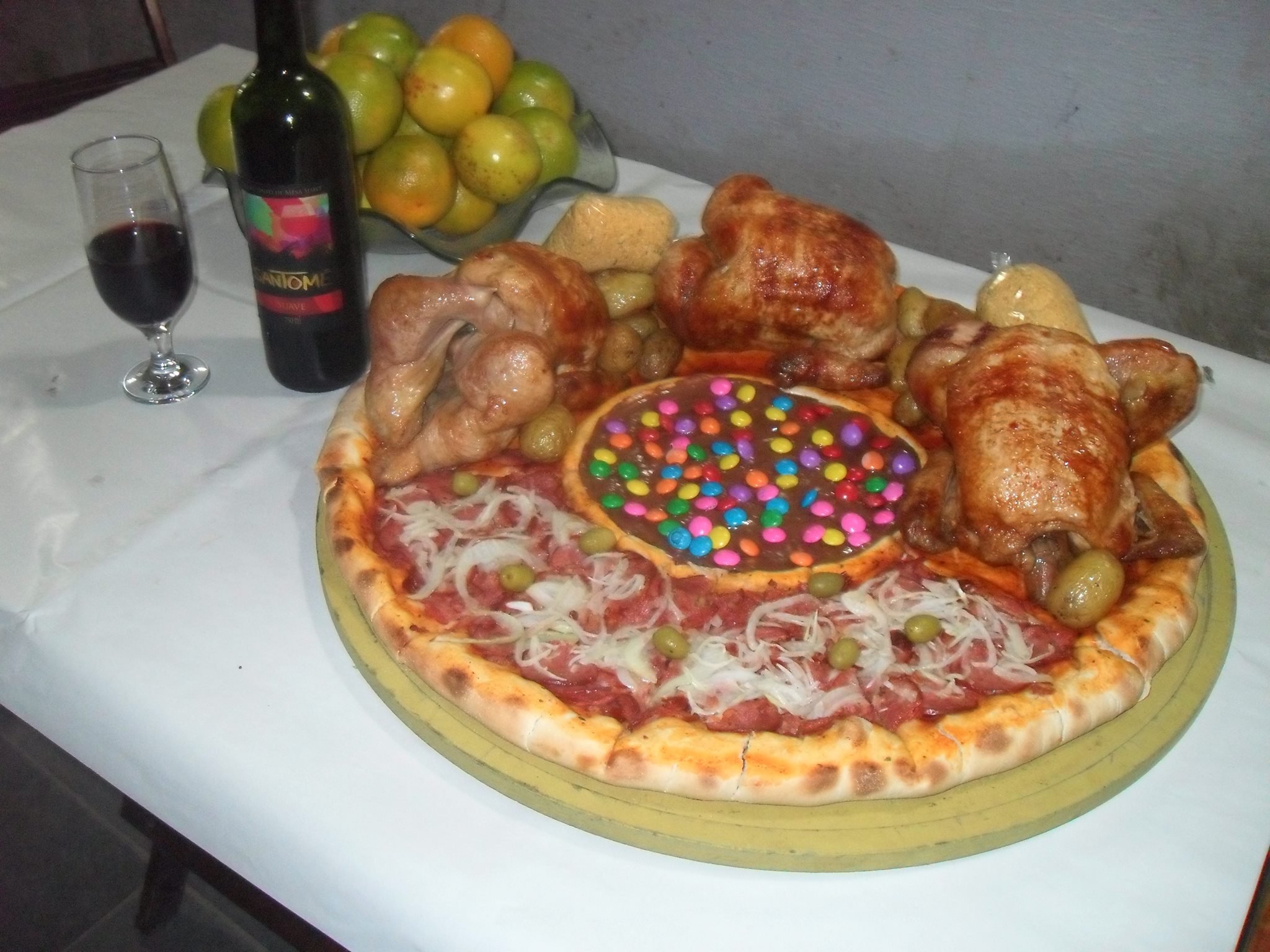Sem exagero: estas são as pizzas mais monstruosas que você vai ver na vida