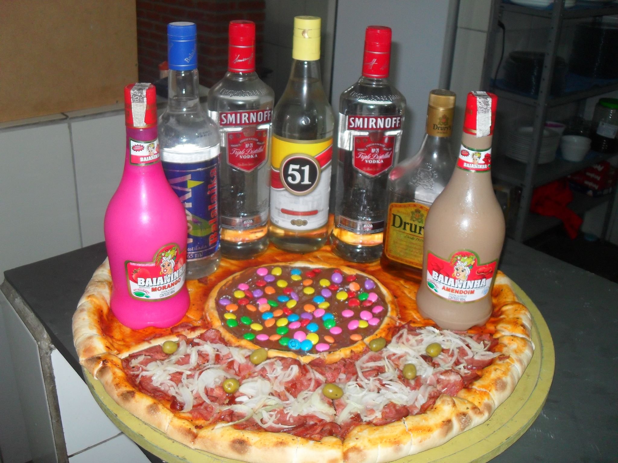 Sem exagero: estas são as pizzas mais monstruosas que você vai ver na vida