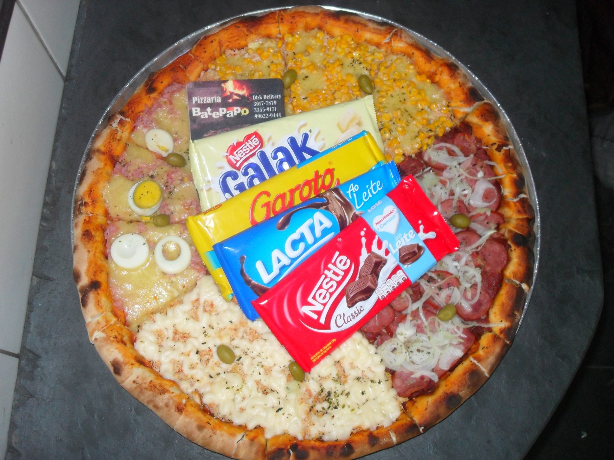 Sem exagero: estas são as pizzas mais monstruosas que você vai ver na vida