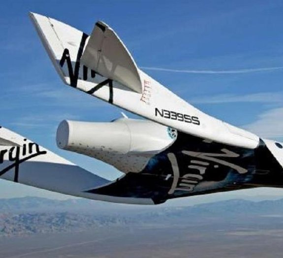 Aeronave da Virgin Galactic realiza novo teste de voo supersônico