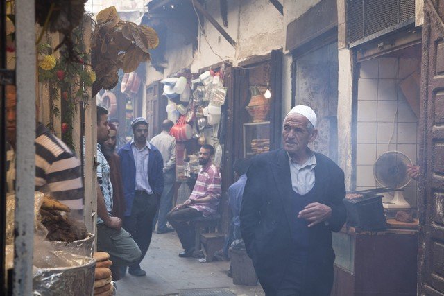 Um dos muitos souks de Fez