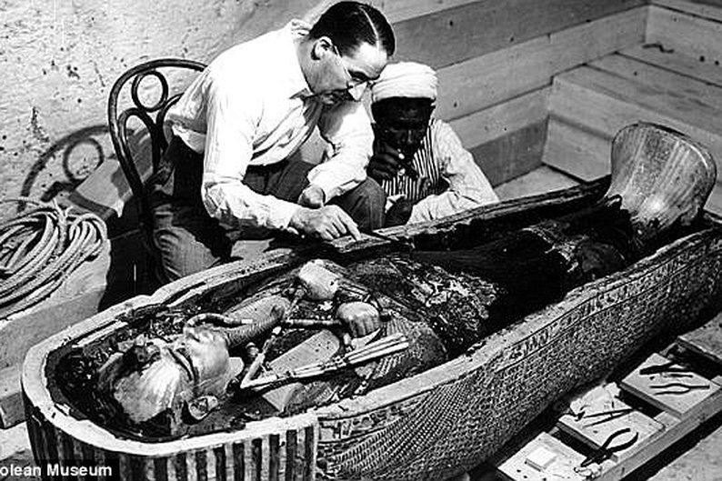O corpo do faraó foi encontrado em novembro de 1922 por Howard Cartes.