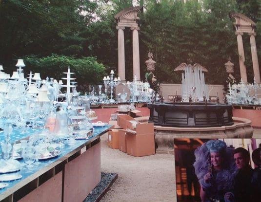 Foto em exposição mostra cenas dos bastidores de Jogos Vorazes: Em Chamas.