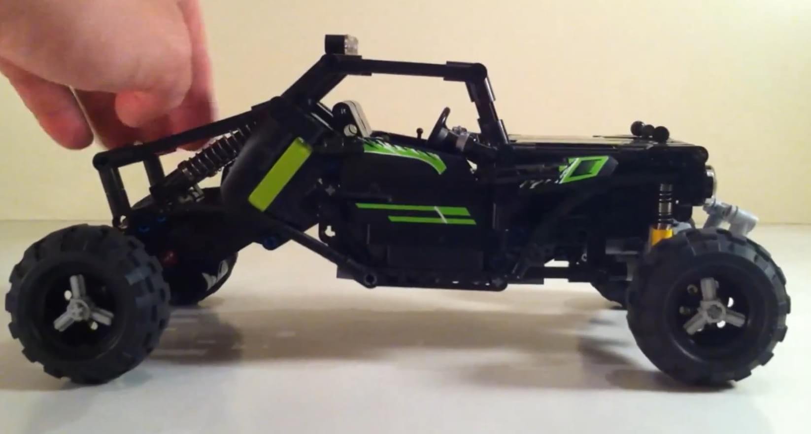 Brinquedo de gente grande: confira esse carrinho de controle remoto de LEGO