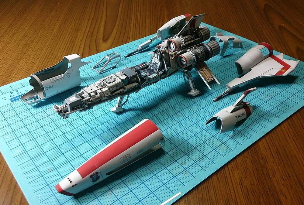 Miniaturas incríveis de papel recriam as espaçonaves mais famosas do cinema
