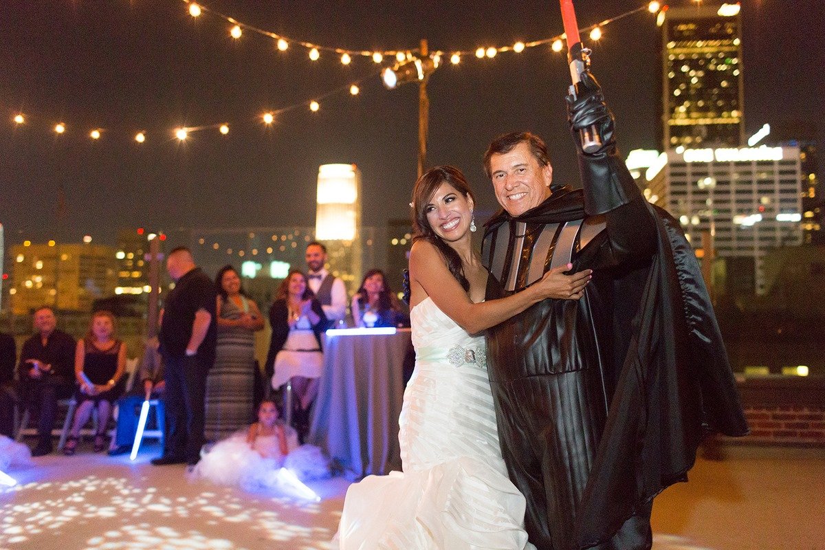 Veja fotos de um lindo casamento com temática de Guerra nas Estrelas