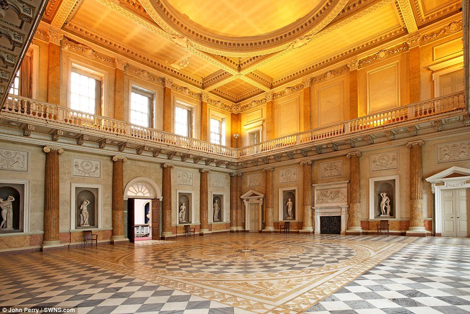 Castelo que inspirou Jane Austen a escrever sobre Mr. Darcy está à venda