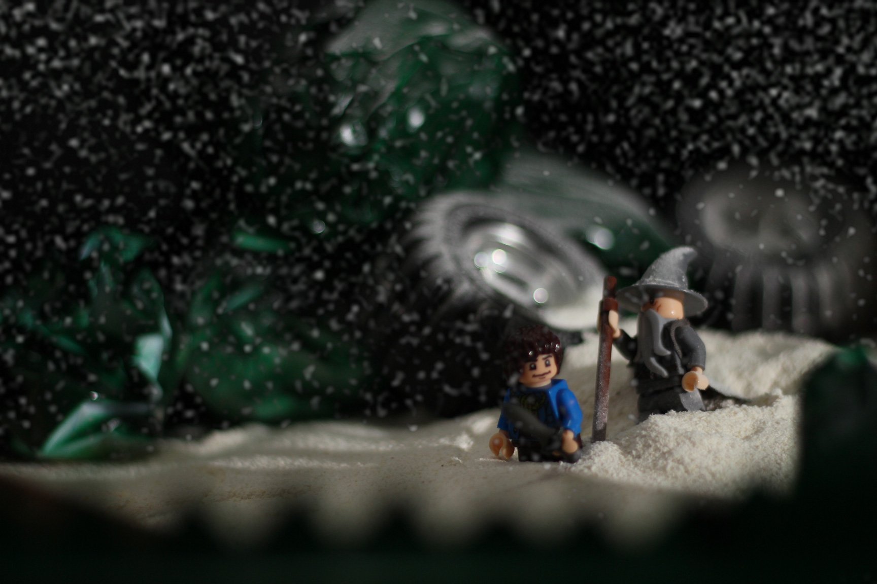 Série de fotos mostra brinquedos Lego em cenas reais