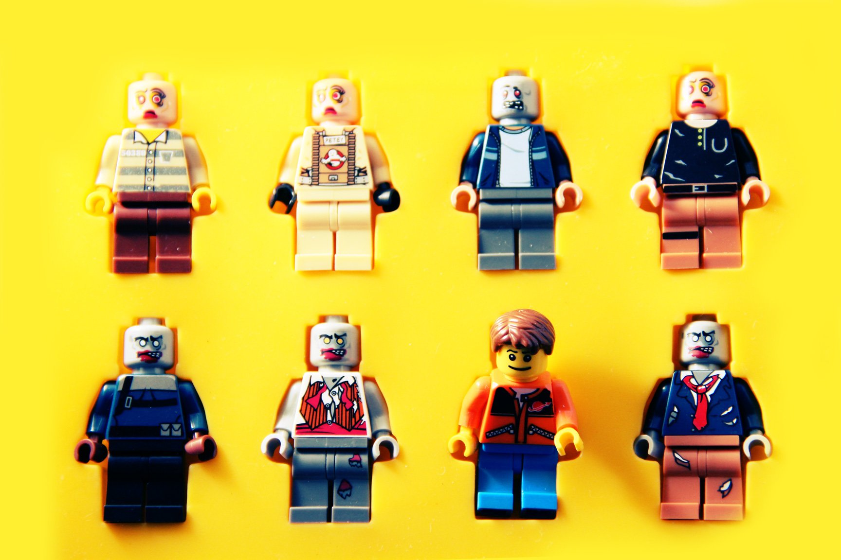 Série de fotos mostra brinquedos Lego em cenas reais