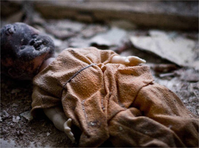 Fotos guardam memórias aterrorizadoras de sanatórios abandonados