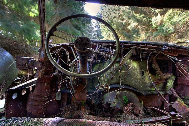 Cemitérios de aviões e carros: memórias da Segunda Guerra Mundial