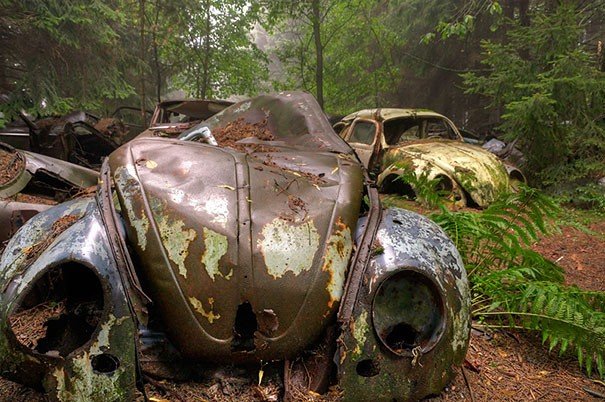 Cemitérios de aviões e carros: memórias da Segunda Guerra Mundial