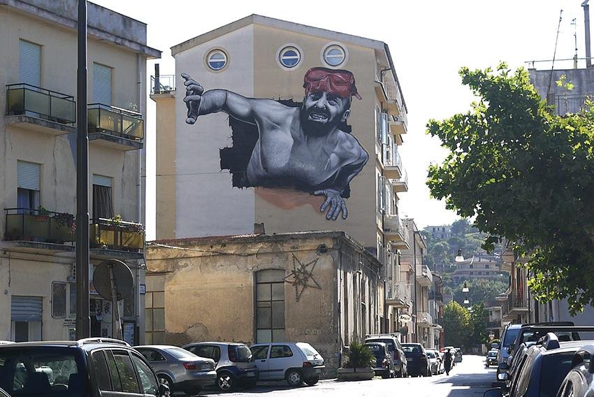 Seria isso um grafite com mais de 480 km de extensão?