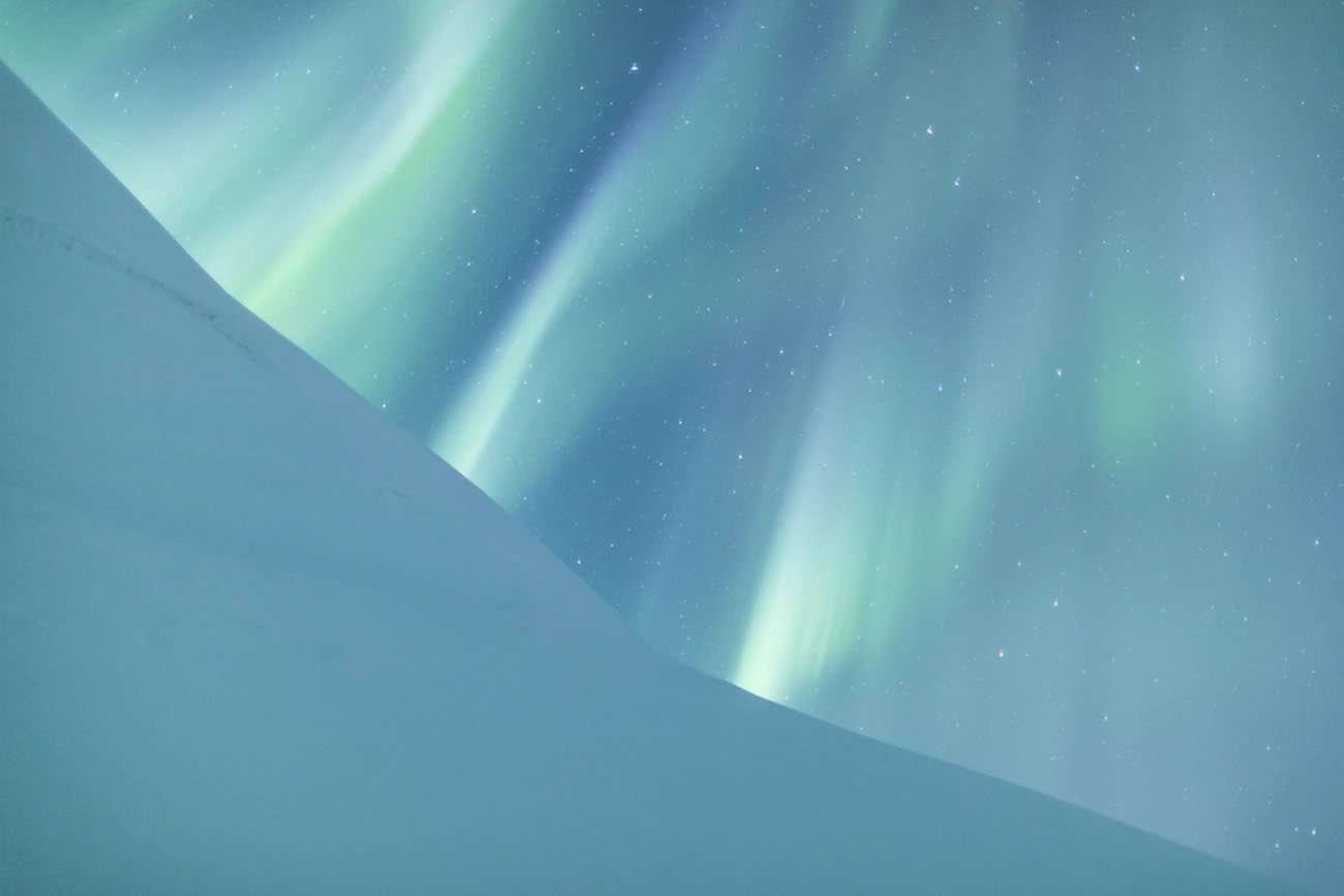 Vencedor na categoria Aurorae - Silk Skies por Jamen Percy (Austrália)