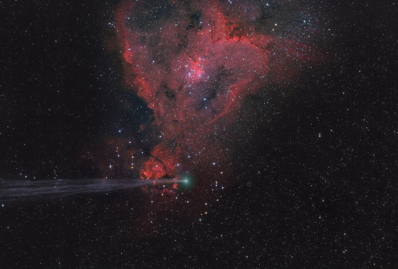 Vencedor na categoria Planets, Comets and Asteroids - The Arrow Missed the Heart por Lefteris Velissaratos (Grécia)