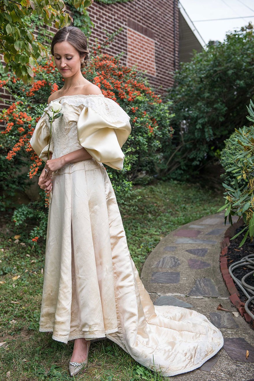 Há 120 anos na mesma família, vestido de noiva é usado pela 11ª vez!