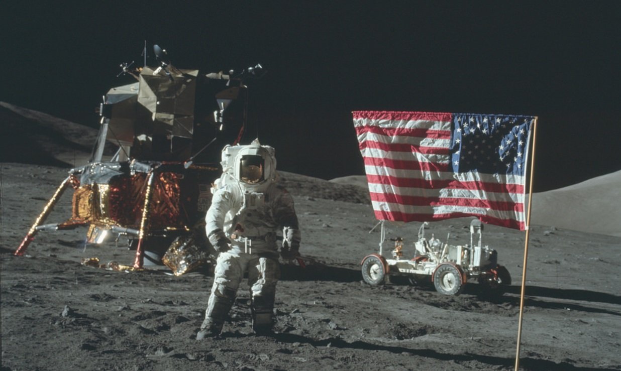 Veja mais de 8 mil fotos das missões lunares da NASA em alta definição