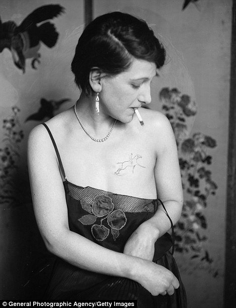 Fotografias mostram como eram as tatuagens antes da década de 60