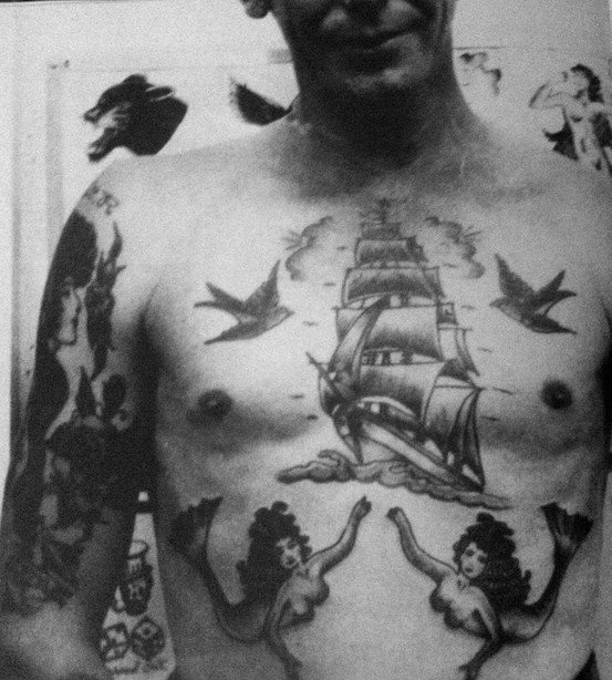 Fotografias mostram como eram as tatuagens antes da década de 60