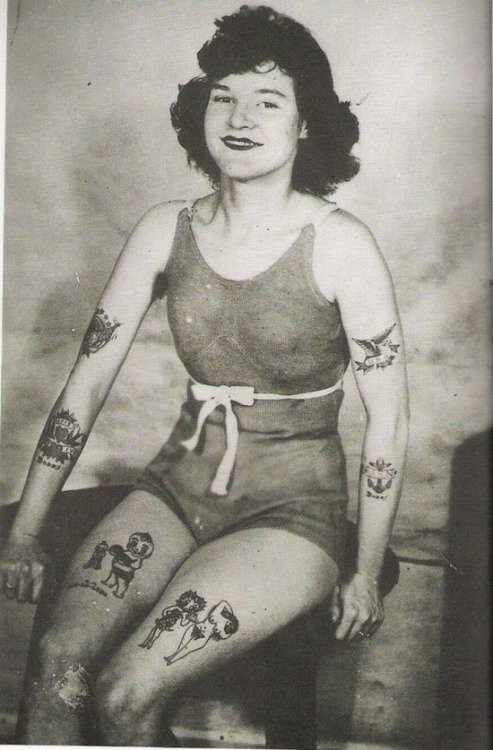 Fotografias mostram como eram as tatuagens antes da década de 60