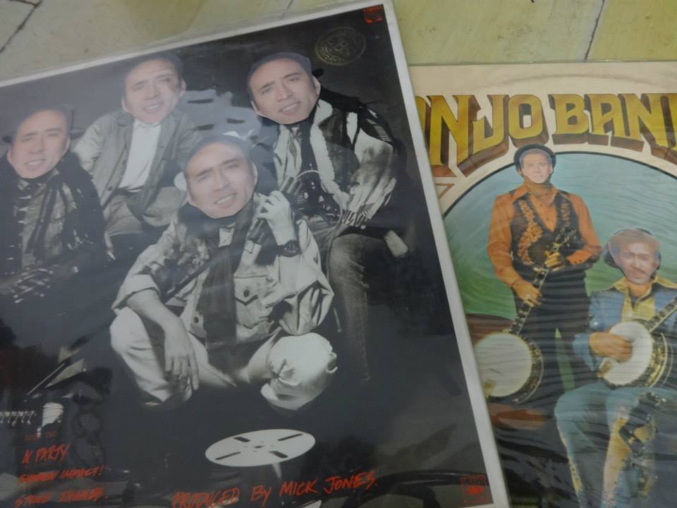 Homem encontra mais de 600 fotos do Nicolas Cage espalhadas pela casa