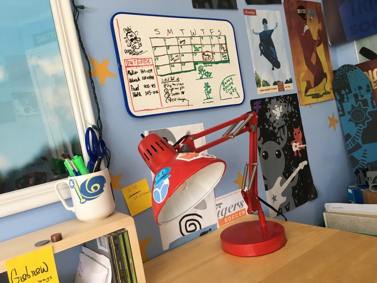 Foi recriado, inclusive com o esboço de um calendário feito a mão