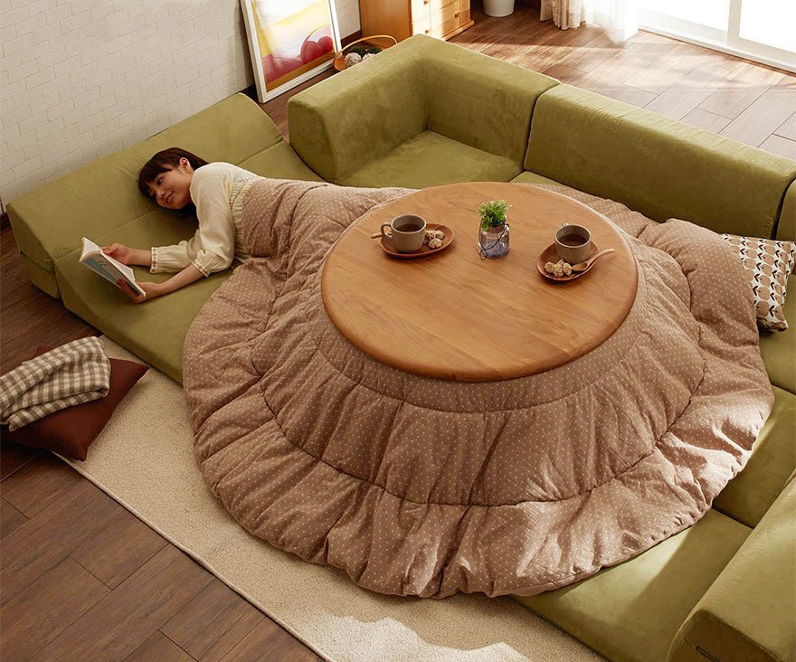 Conheça o kotatsu: o artefato que não vai deixar você levantar
