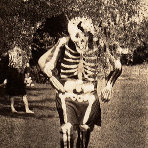 44 fotos bizarras que provam que o Halloween já foi muito assustador